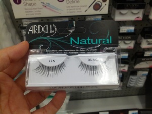 Natural Lashes with wispy ends