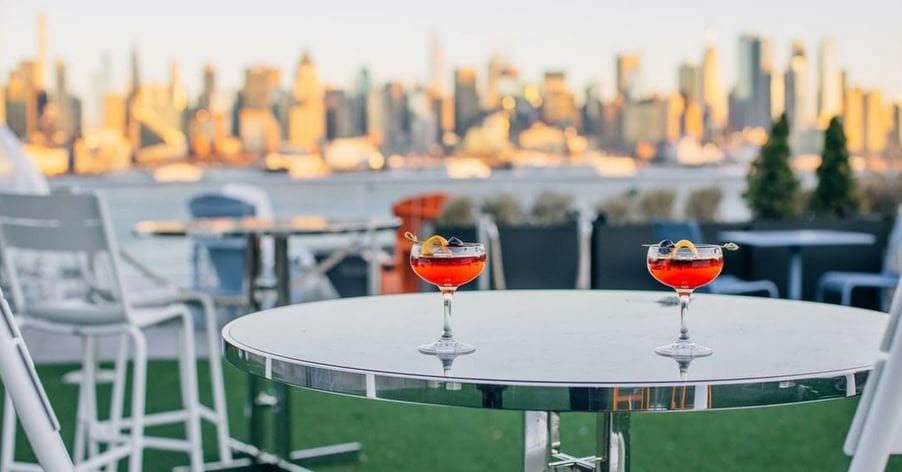 rooftop bars on the hudson