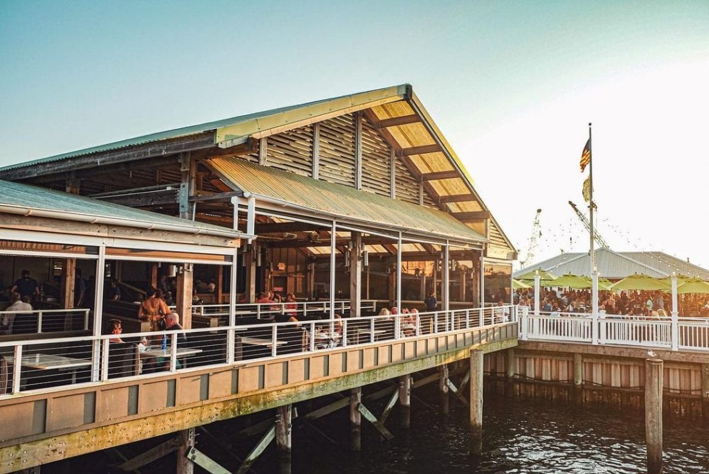 new jersey waterfront dining 