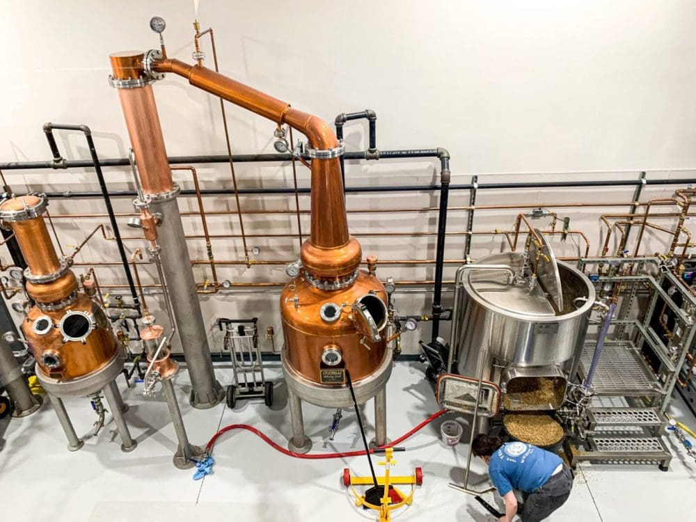 Distilling Single Malt Whisky Bellemara Distillery