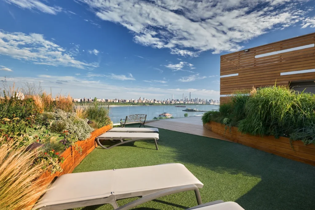 Sojo Spa pool overlooking NYC skyline, one of the best spas in new jersey