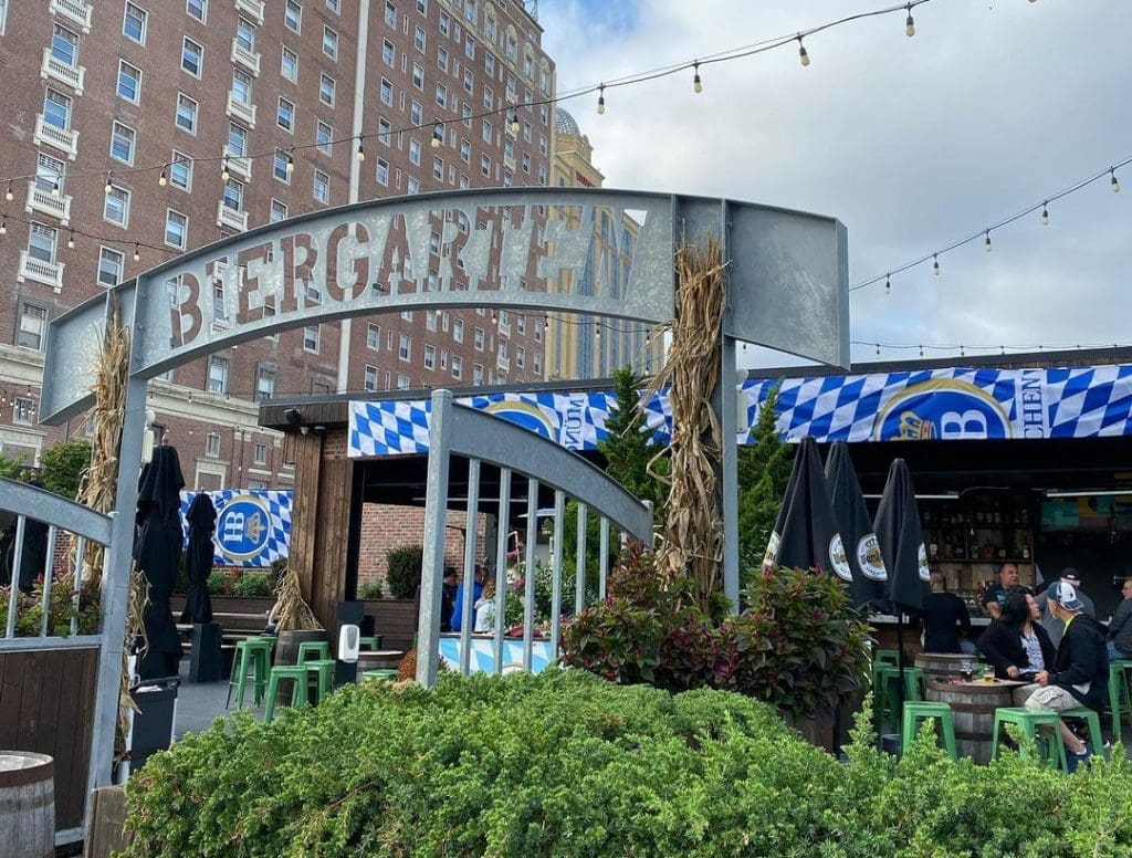 atlantic city outdoor dining