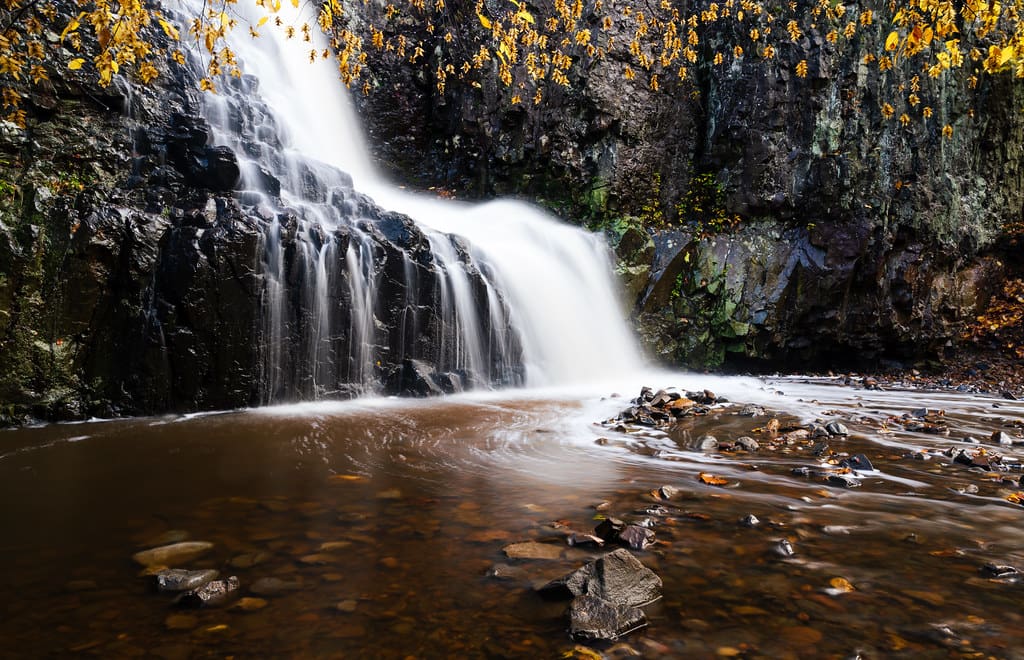 where to see waterfalls in nj