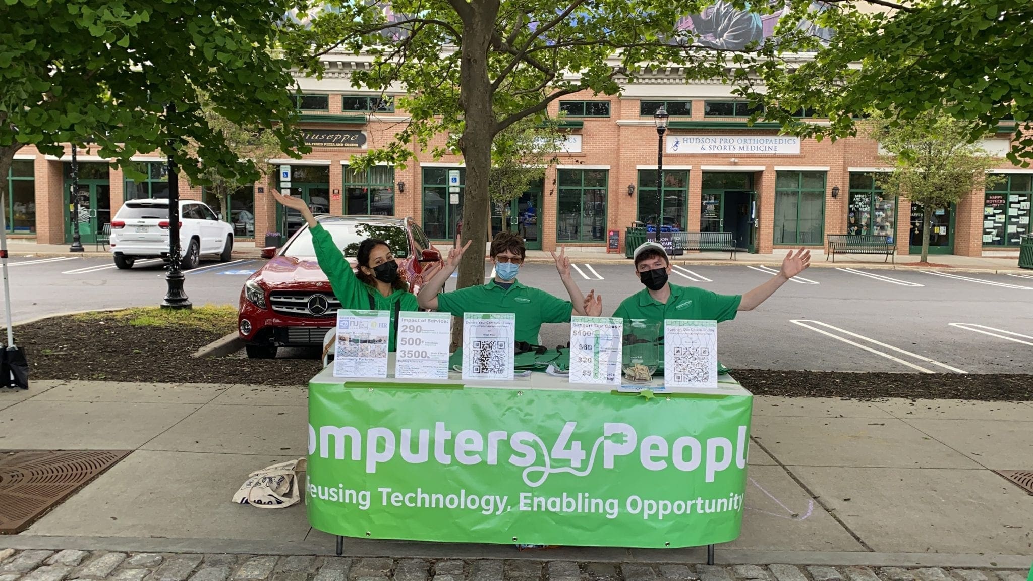 computers 4 people