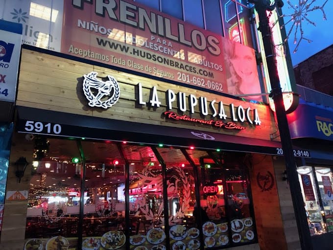 La Pupusa Loca exterior