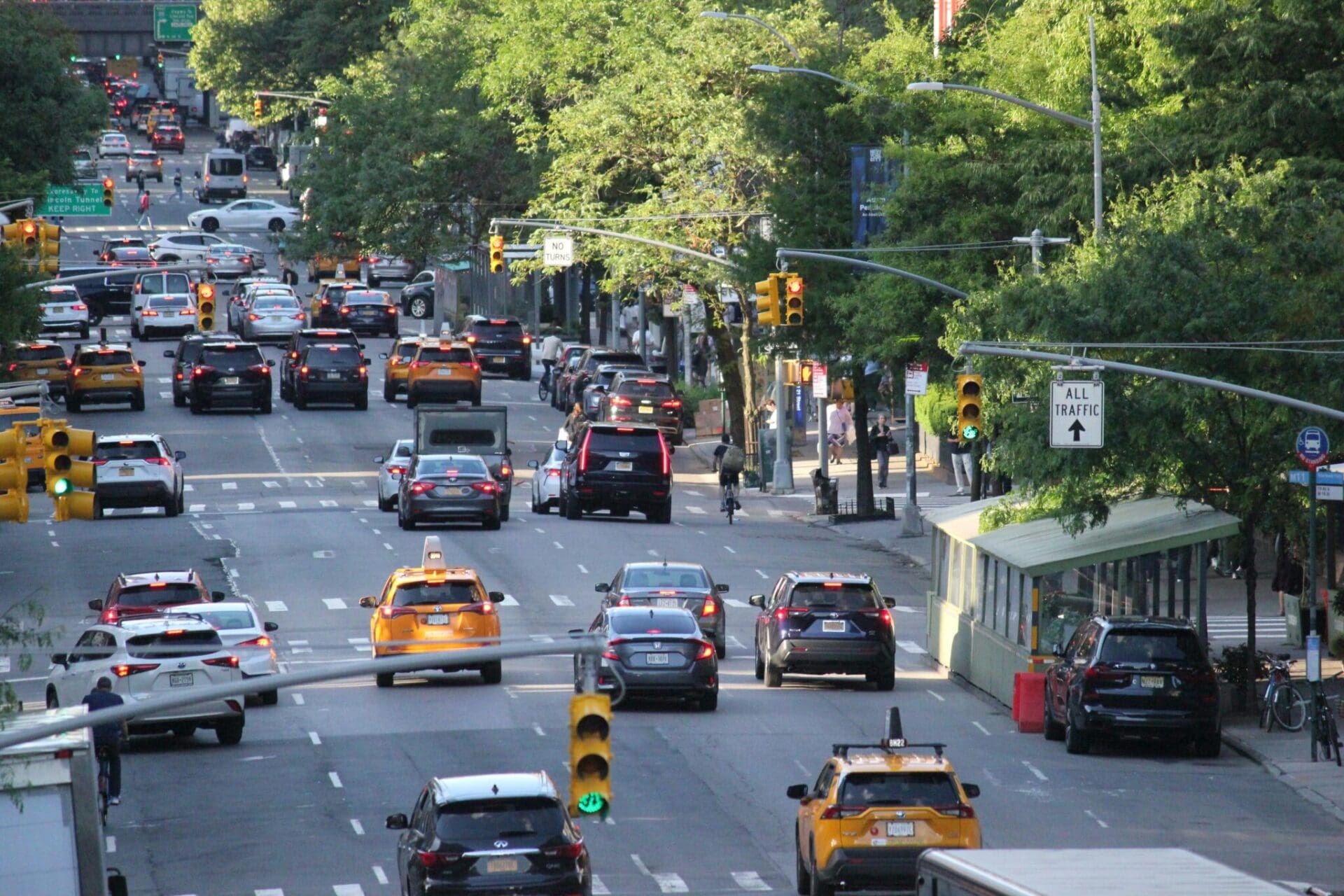 busy street in nyc