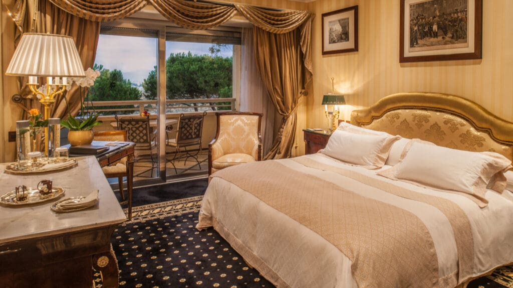Napoleon Suite Bedroom | Rome Cavalieri