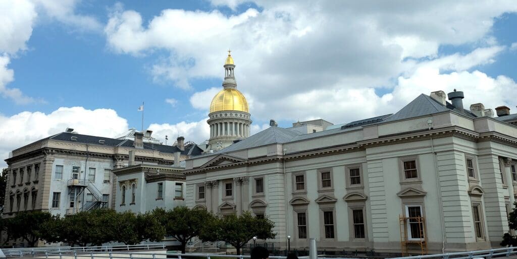 NJ State Capitol, Wikimedia Commons