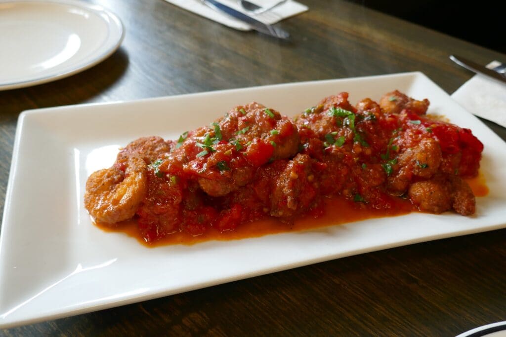 Hotsy Totsy Shrimp - Fried shrimp tossed in spicy marinara sauce