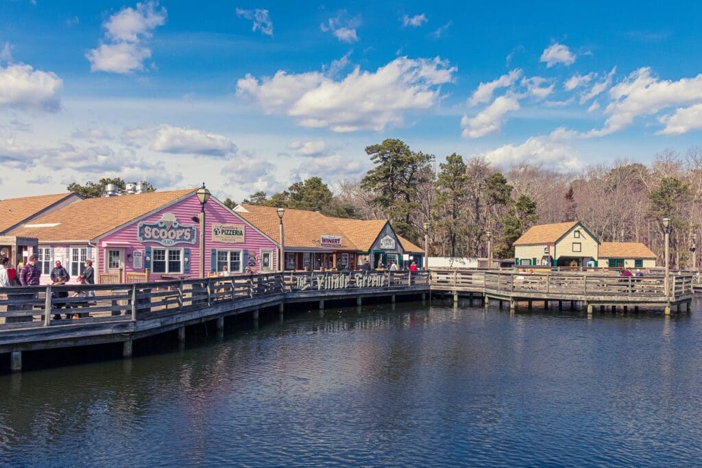 Shops and boutiques along Lake Meone at Historic Smithville, New Jersey