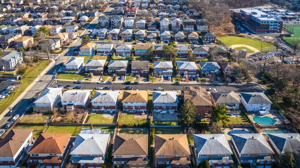 aerial shot of houses in Fort Lee, NJ