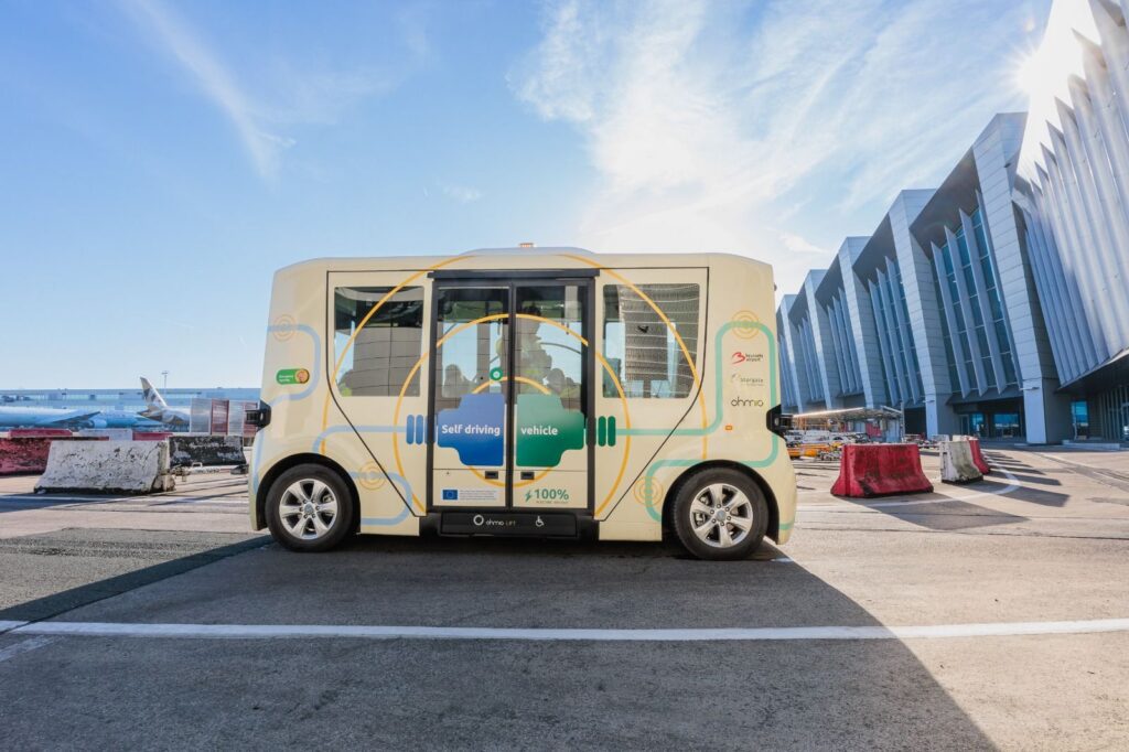 Ohmio self driving shuttle