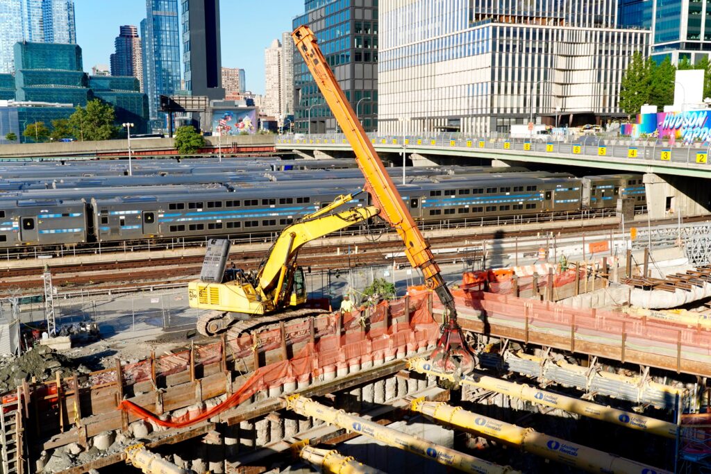 Gateway Tunnel construction resumes February 23 after federal funding freeze, serving 200,000 daily NJ Transit and Amtrak commuters