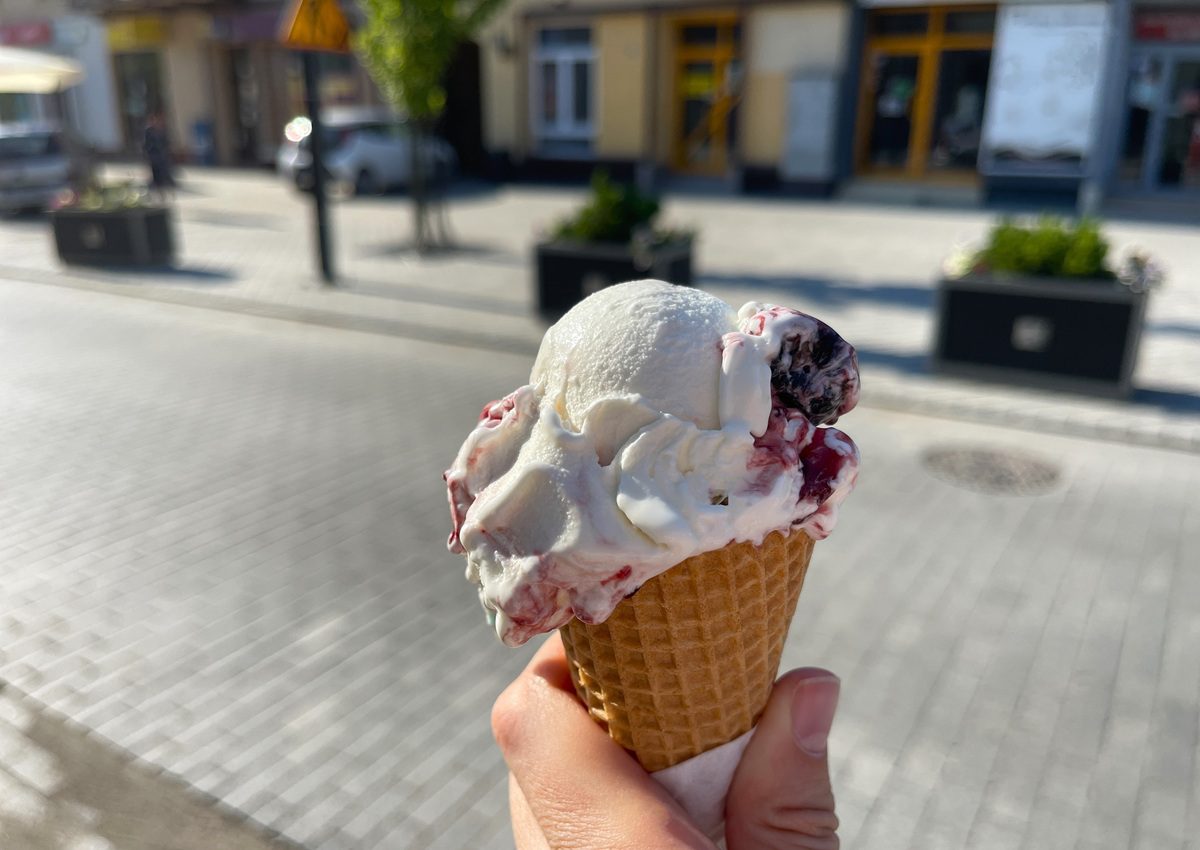 Ice cream cone held outdoors representing Van Dyk’s Ice Cream in Ridgewood NJ opening for the 2026 season
