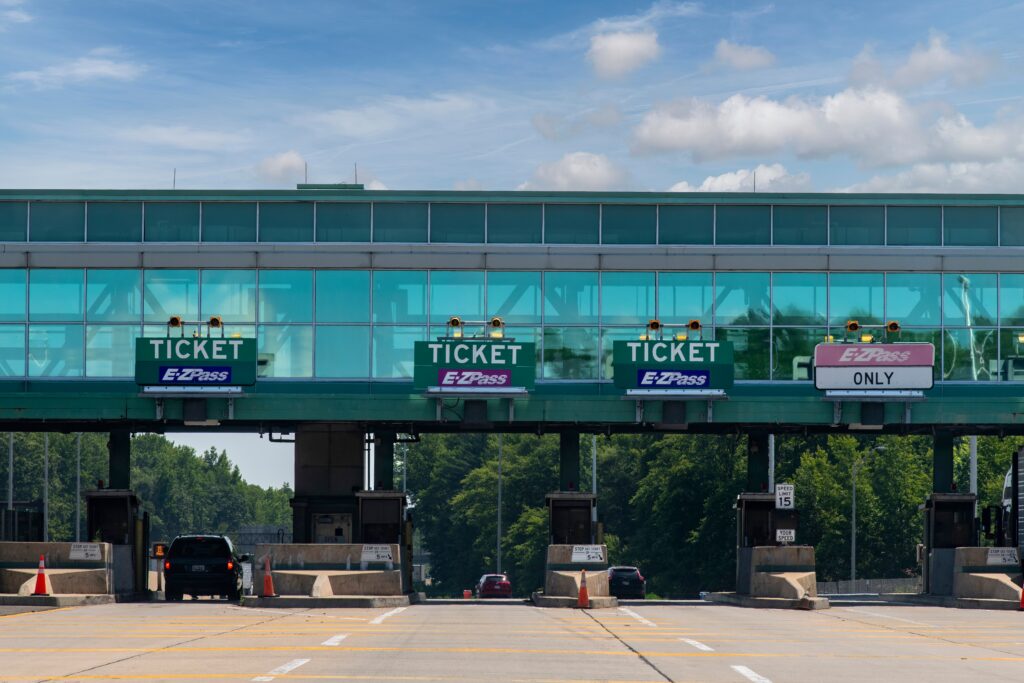 A New Jersey toll plaza with E-ZPass and ticket lanes