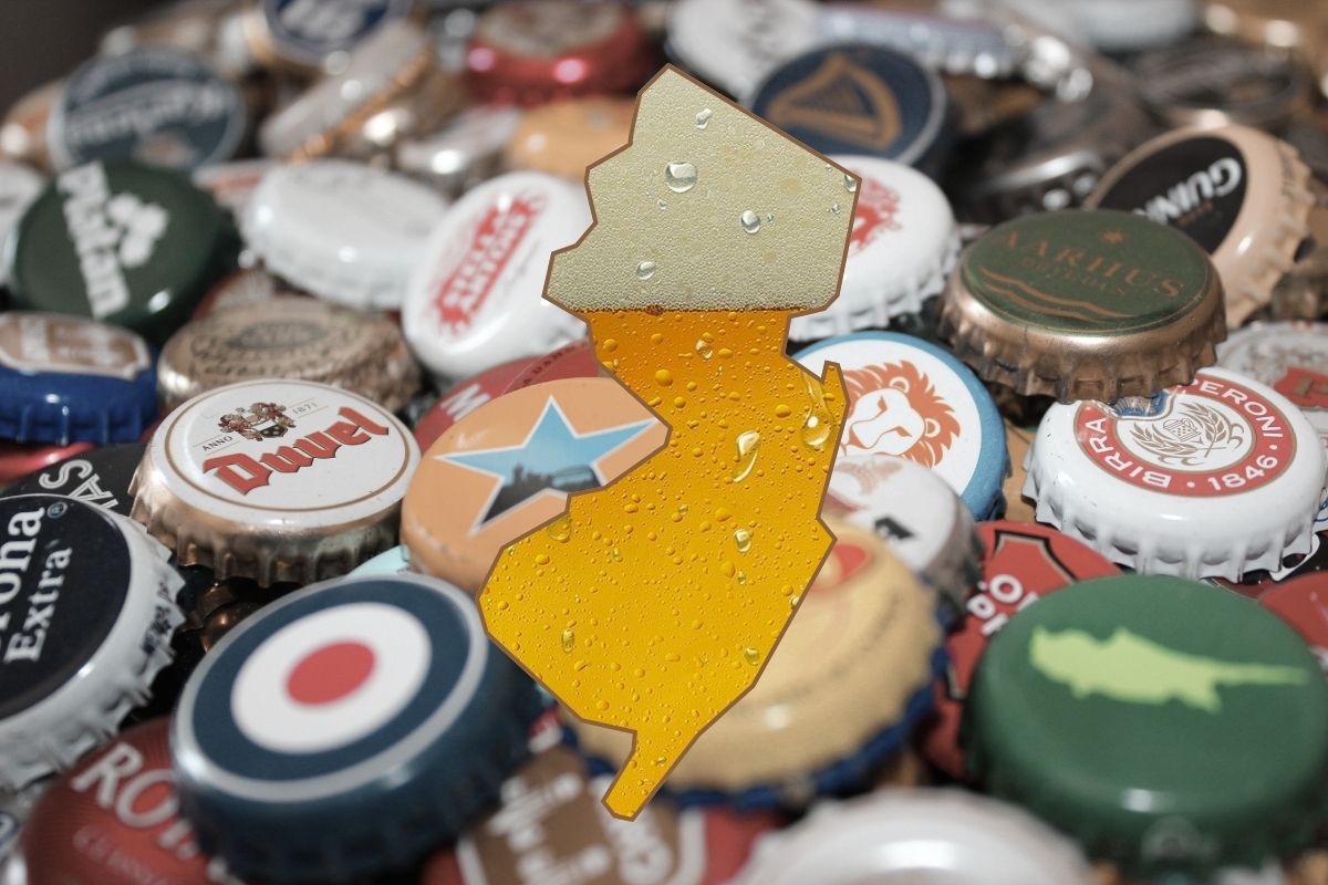 an outline of new jersey filled with foamy beer