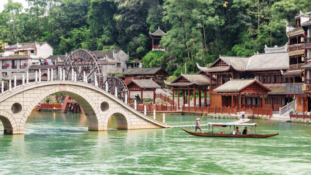 Century Cruises through the Three Gorges on China's Yangtze River